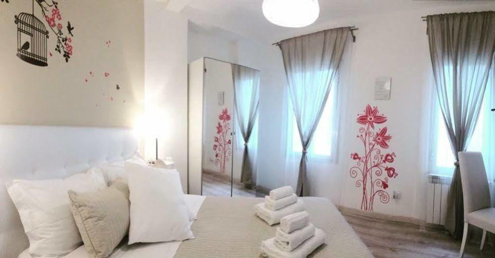 Domus Italiana Hotel Rome Exterior photo