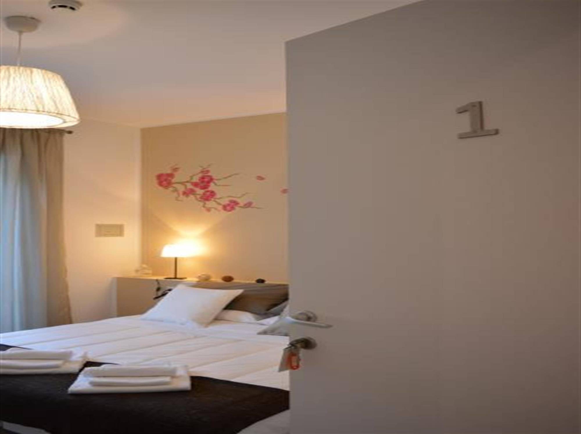 Domus Italiana Hotel Rome Exterior photo